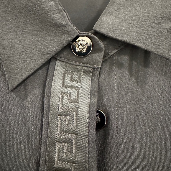 Black button down Versace blouse - Picture 5 of 5